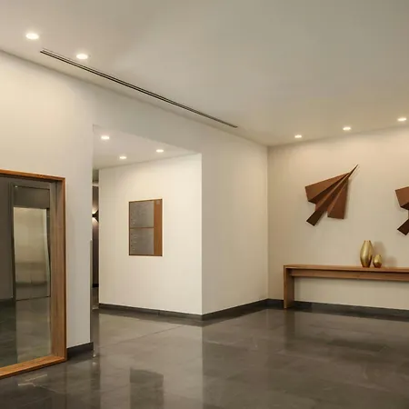 Courtyard By Marriott Mexico City Airport