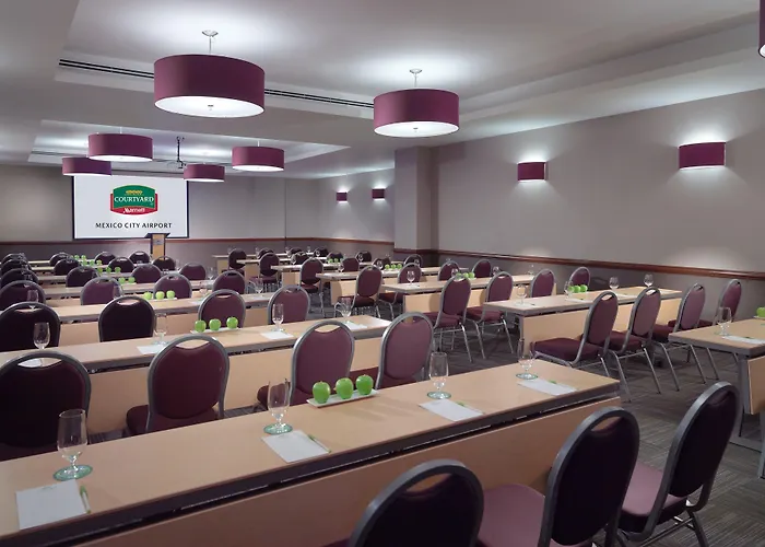 Courtyard By Marriott Airport México DF