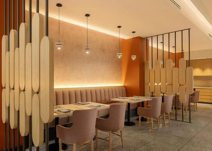Hotel Courtyard By Marriott Airport 4*