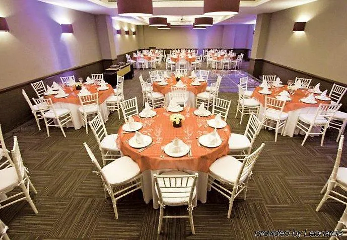 Courtyard By Marriott Airport 4*