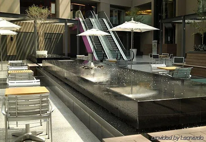 Hotel Courtyard By Marriott Airport