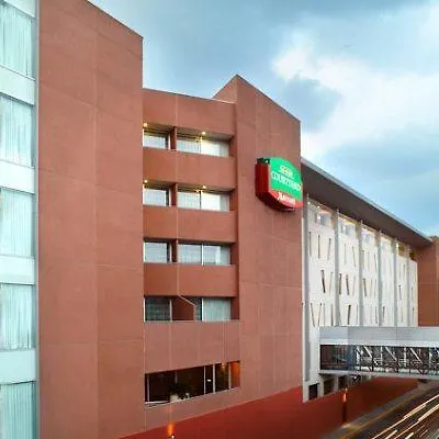 Courtyard By Marriott Airport 4*
